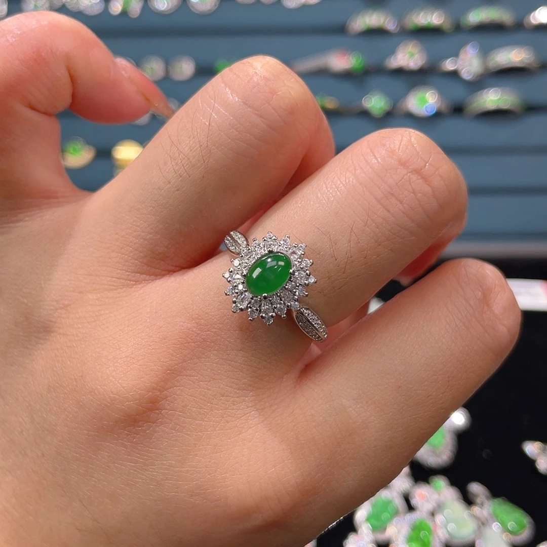 未镶嵌戒指翡翠戒指