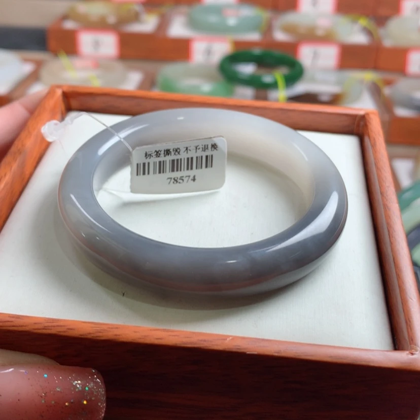 【闪购商品】和田玉手镯未镶嵌53.5