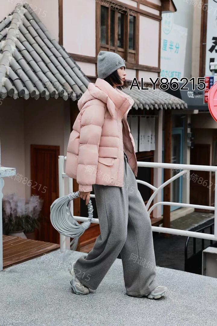 正阳大十字街阿琅倚女装