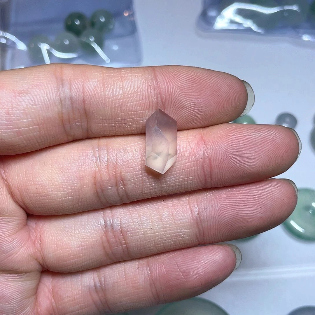 定制翡翠未镶嵌毛货