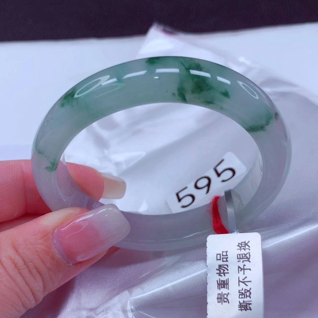 未镶嵌手镯翡翠手镯