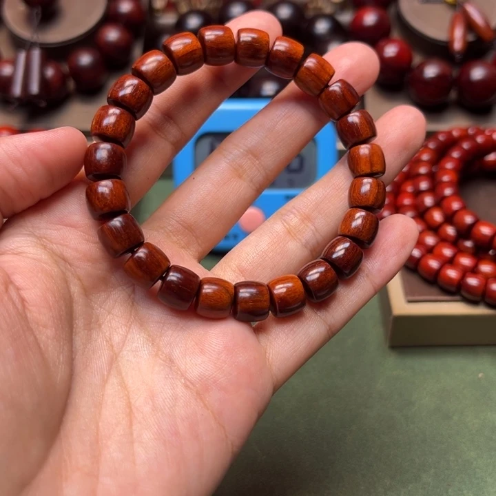 用***4木小叶紫檀手工艺