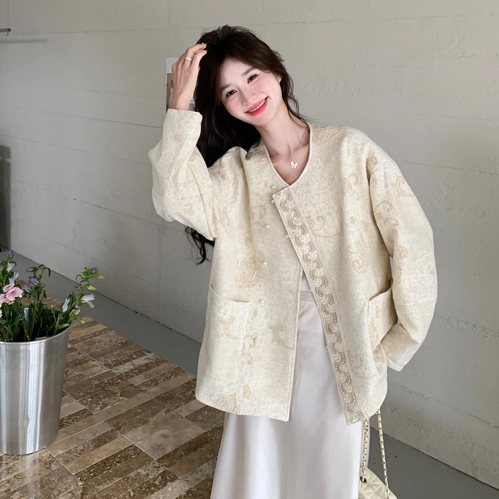 新中式高级感短外套女2025秋季新款国风复古提花精致圆领百搭上衣