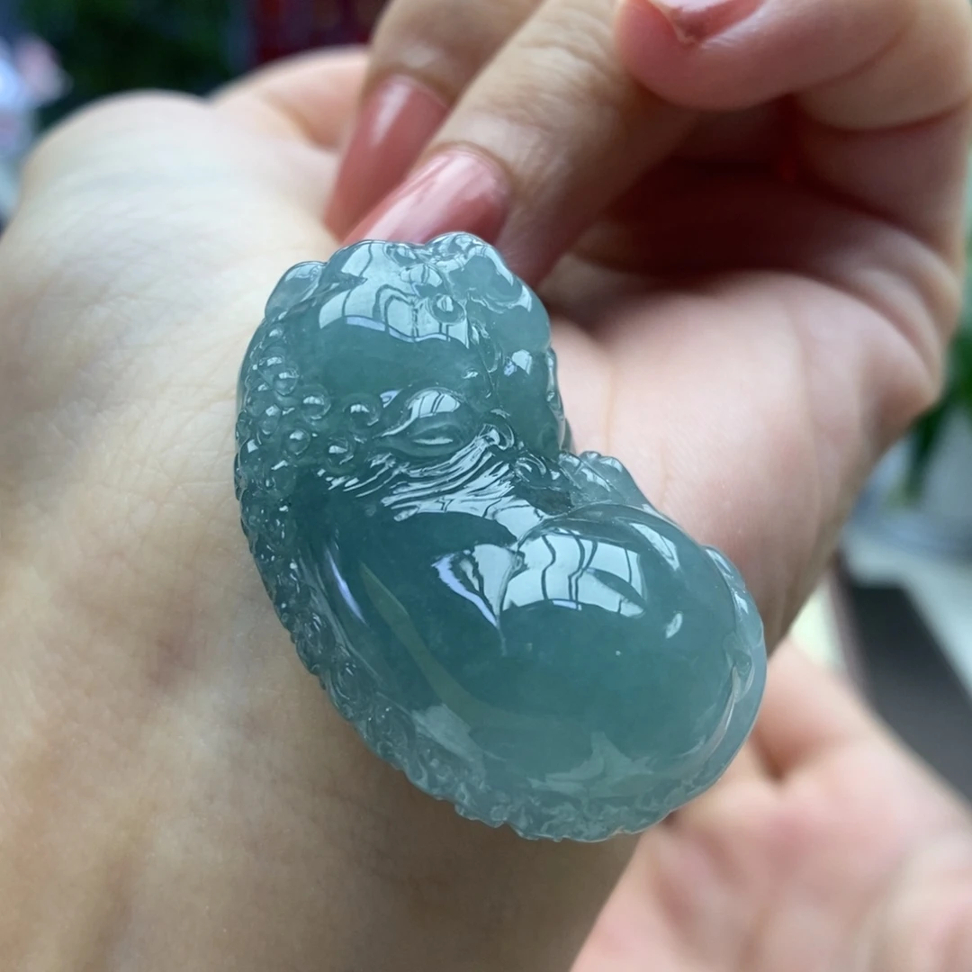 翡翠未镶嵌颈饰吊坠37