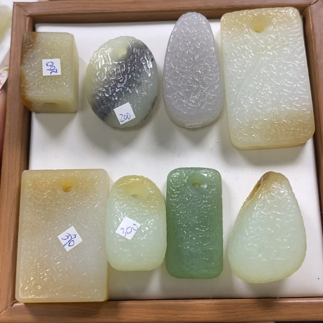 【闪购商品】和田玉吊坠未镶嵌放漏的仿古吊坠