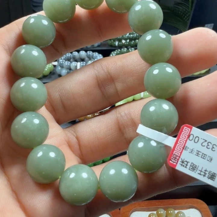和田玉未镶嵌手链