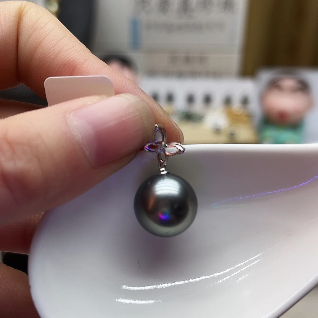 颈饰海水珍珠18K金镶嵌