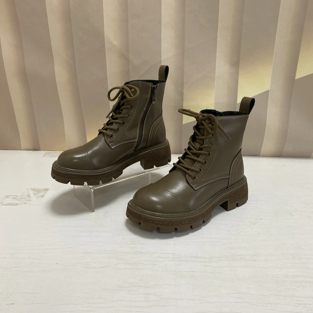 5582秋冬时尚休闲粗跟厚底加绒马丁靴F