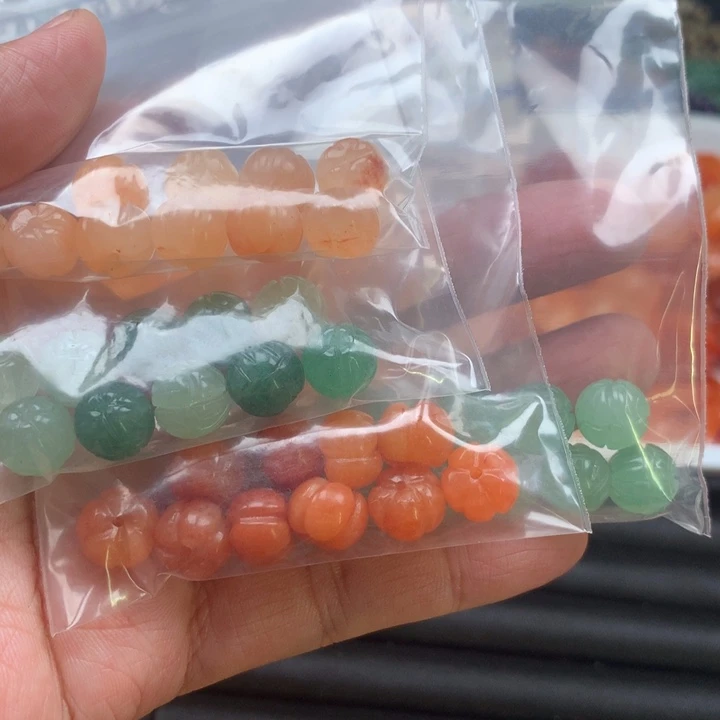 ༺***༻石英岩玉未镶嵌颈饰40粒