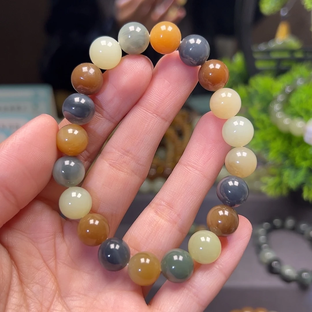 和田玉未镶嵌手串