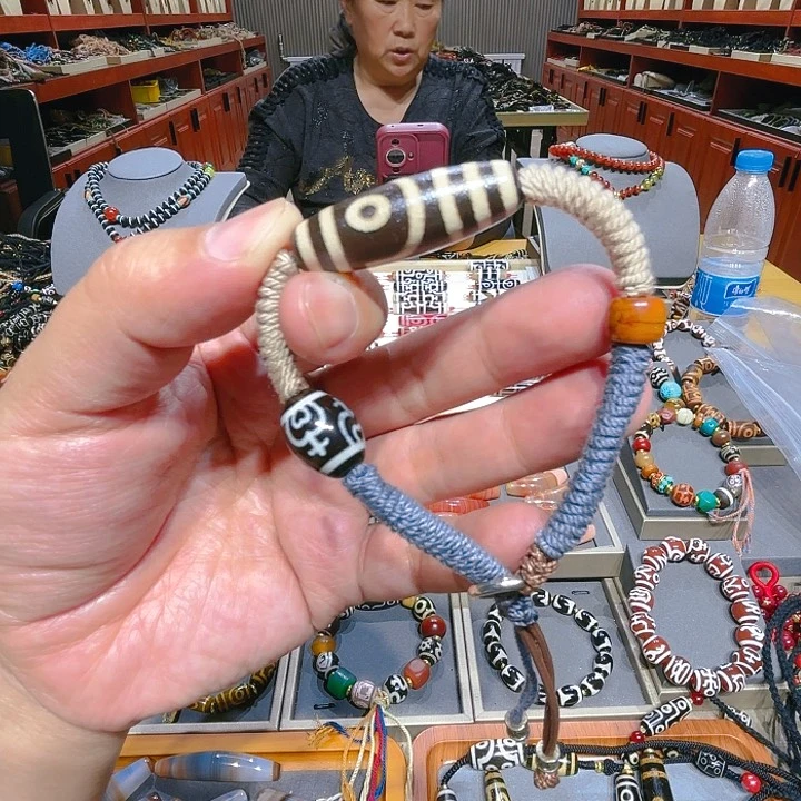 未镶嵌玛瑙/玉髓珠宝奇石