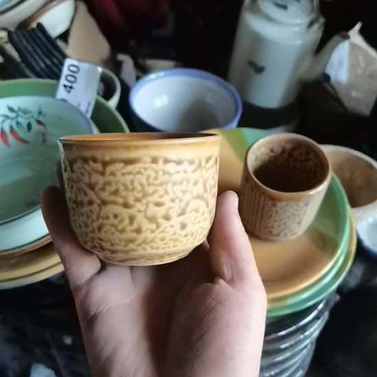 虎***哥瓷器微瑕不退不换2个