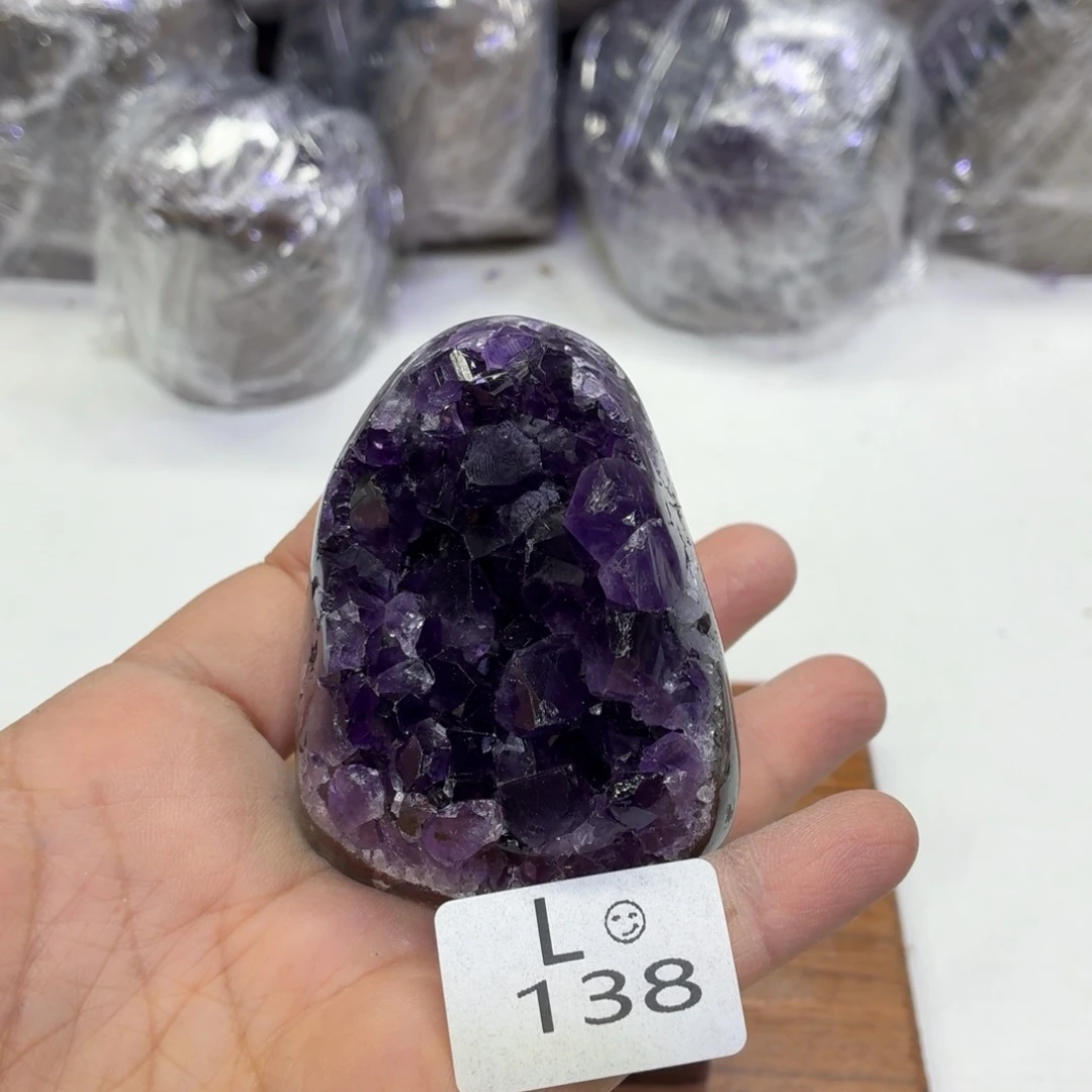 未镶嵌摆件水晶天然紫水晶