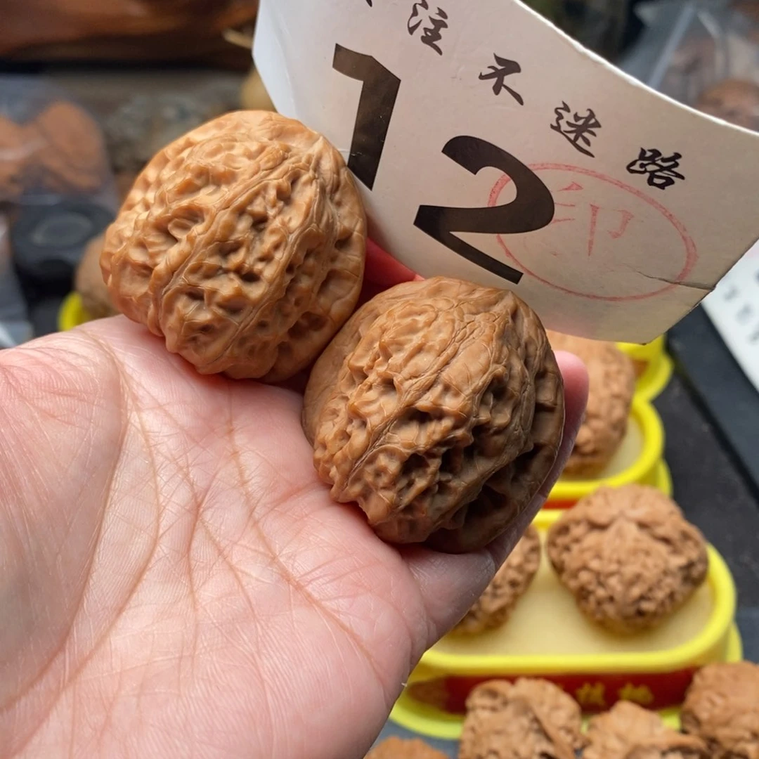 把件文玩核桃41全家福靠山王