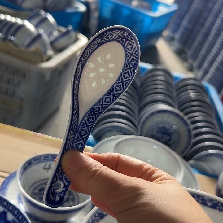 青花玲珑小饭勺满花