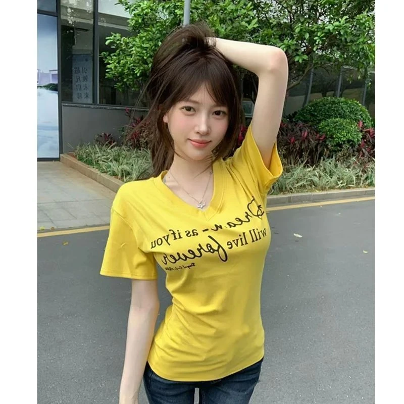 女装正肩百搭短袖女夏季修身显瘦字母T恤女设计感V领印花上衣潮