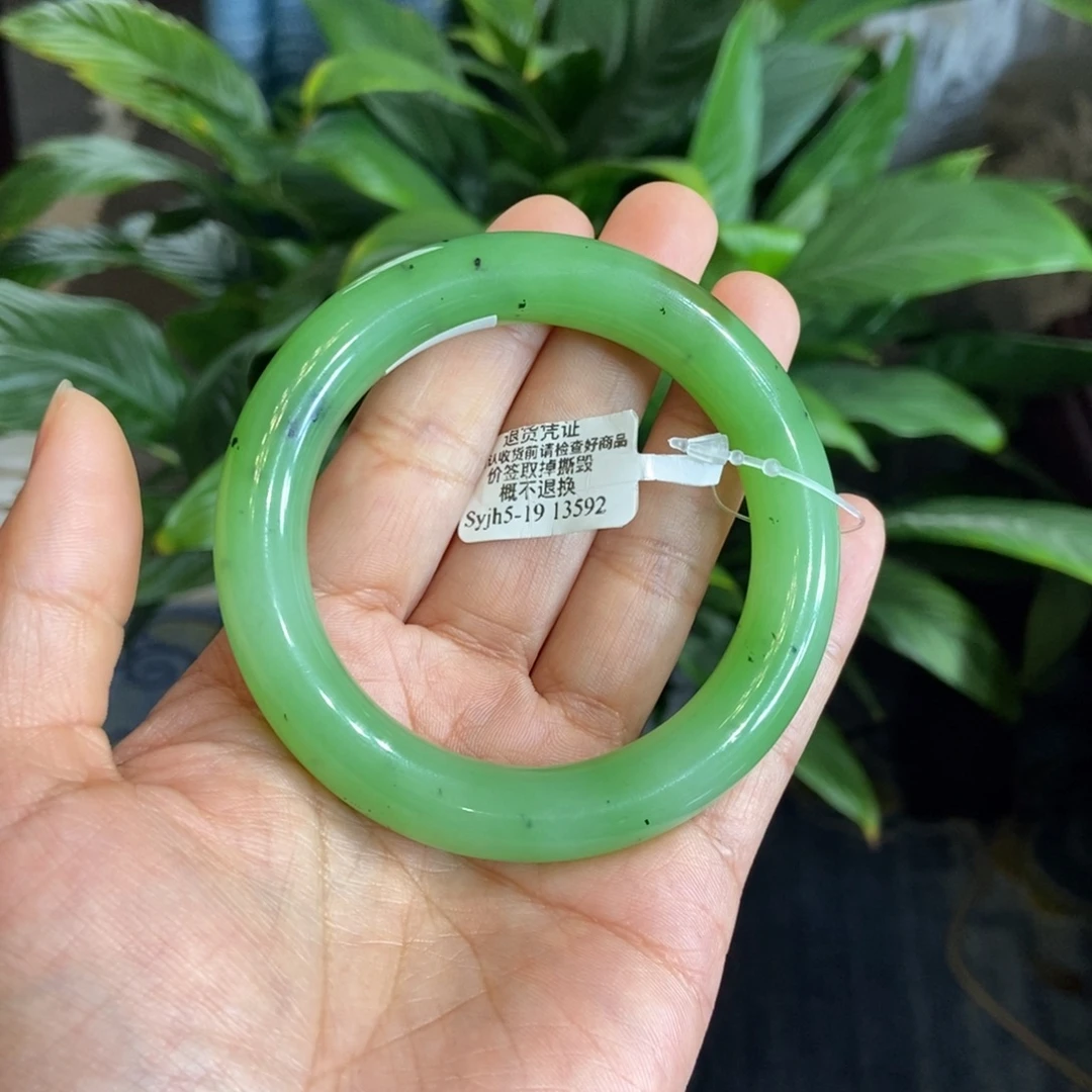崽***.和田玉（碧玉）未镶嵌手镯俄碧苹果绿胖圆55
