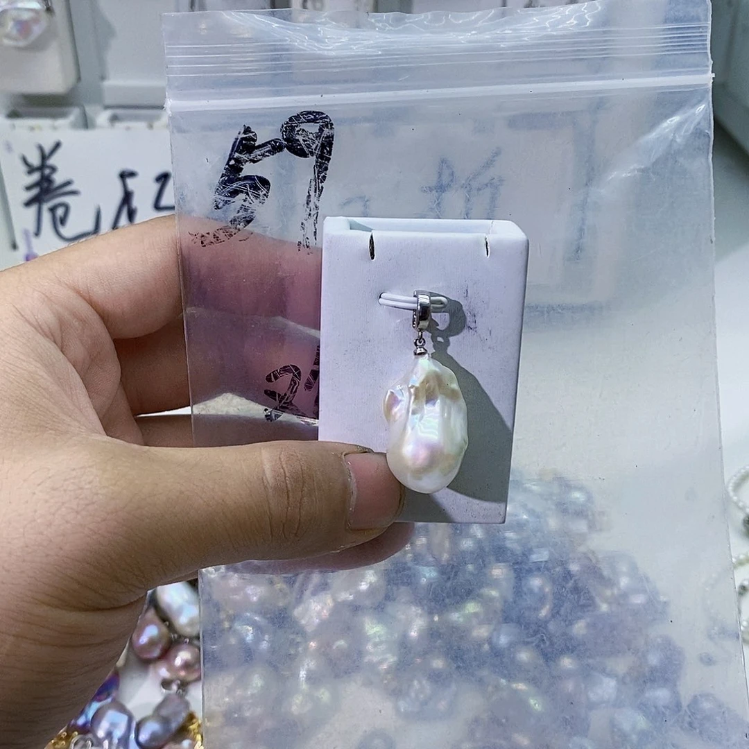 淡水珍珠合金颈饰