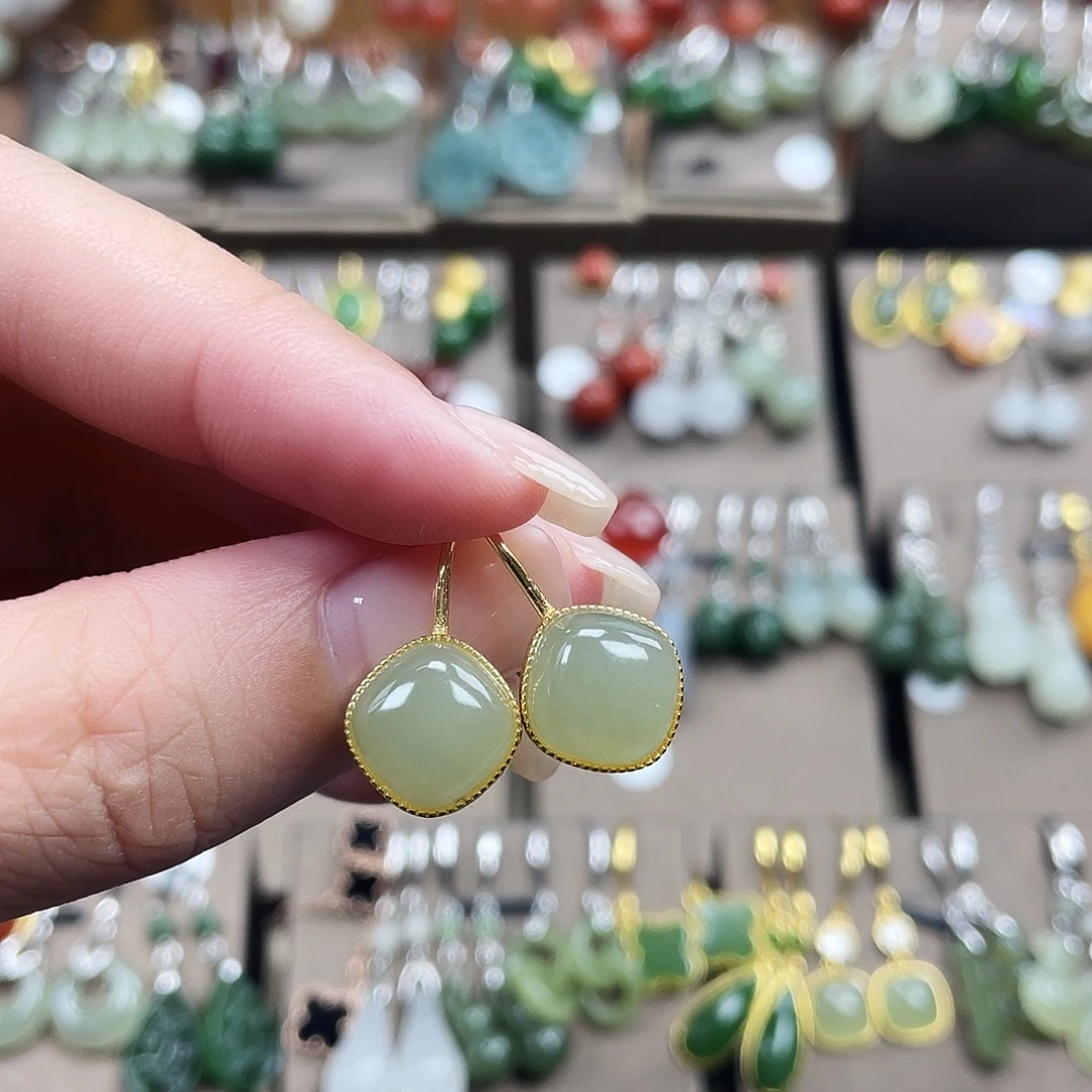 和田玉银S925镶嵌耳饰方糖