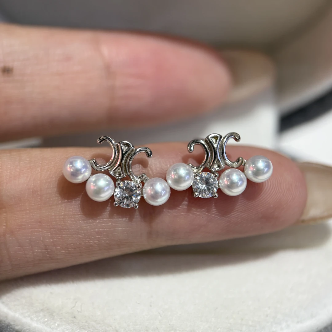 【特价福利】福利款回馈新老粉丝淡水珍珠耳钉4-4.5mm极光ak设计款