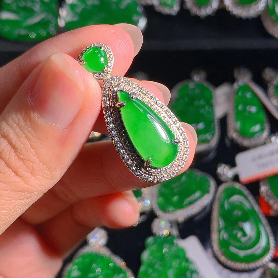 翡翠未镶嵌吊坠(不含链)