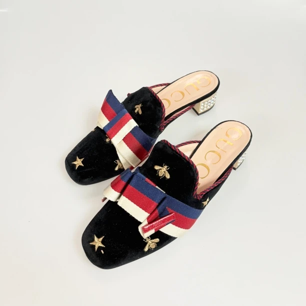 95新 GUCCI/古驰 38码Gucci 小蜜蜂刺绣丝绒拖鞋95新