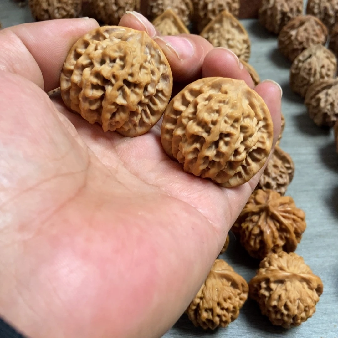 文玩核桃吊坠秦闷38尺微修