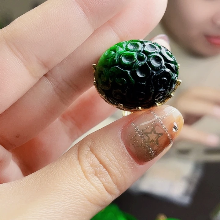 翡翠银S925镶嵌颈饰多样性