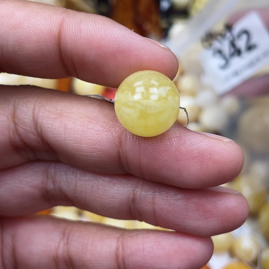 蜜蜡未镶嵌珠宝奇石14