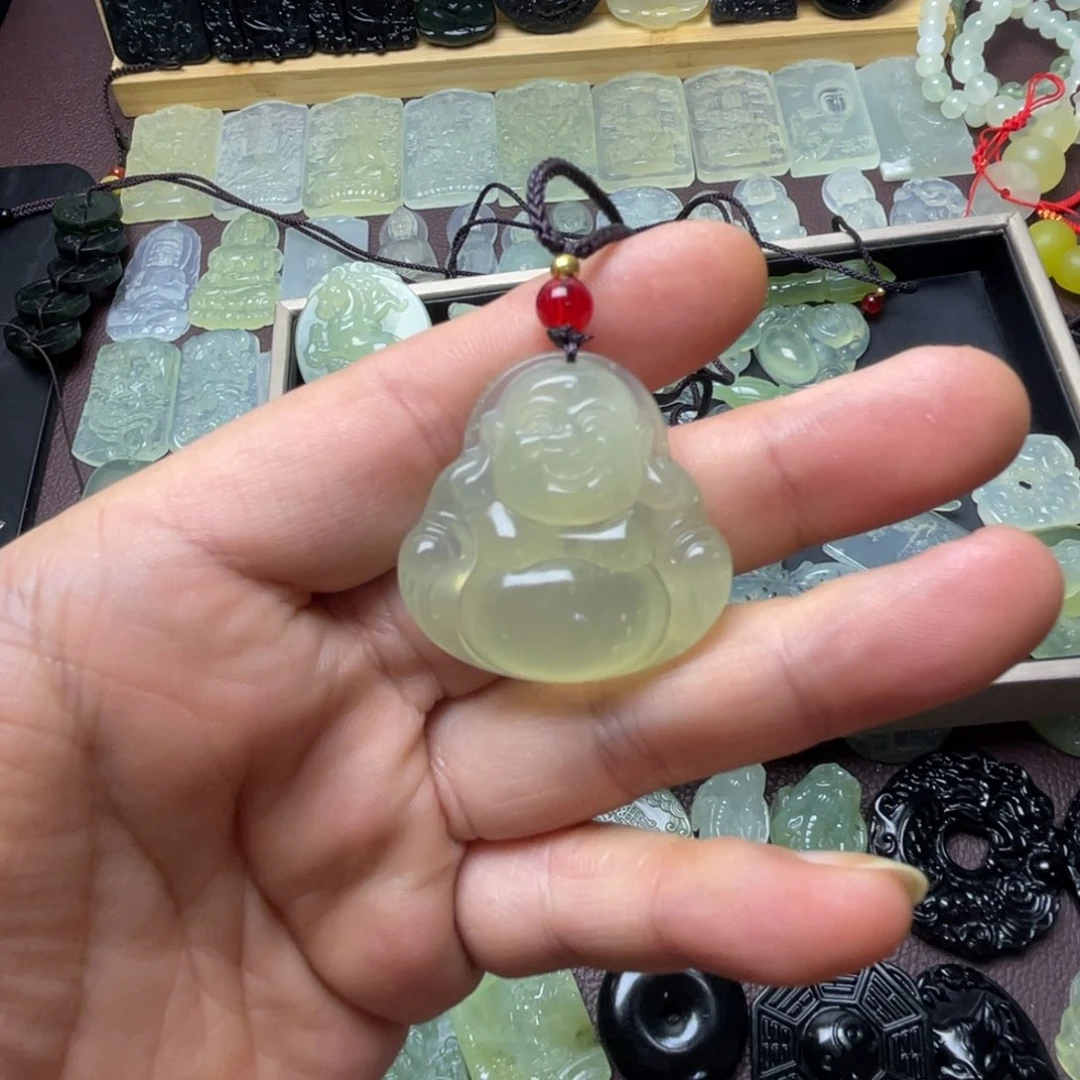 未镶嵌蛇纹石玉颈饰