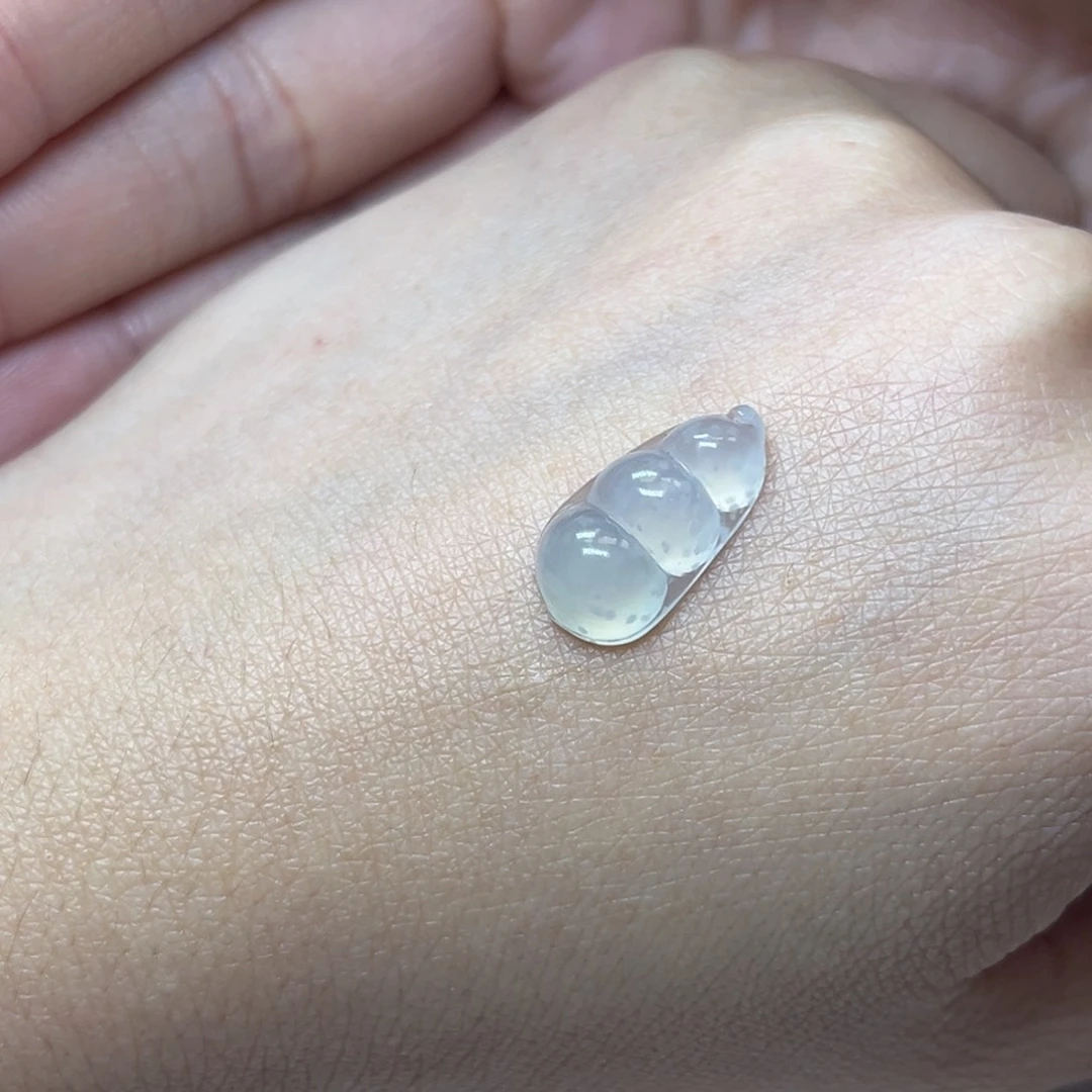 翡翠裸石缅甸翡翠