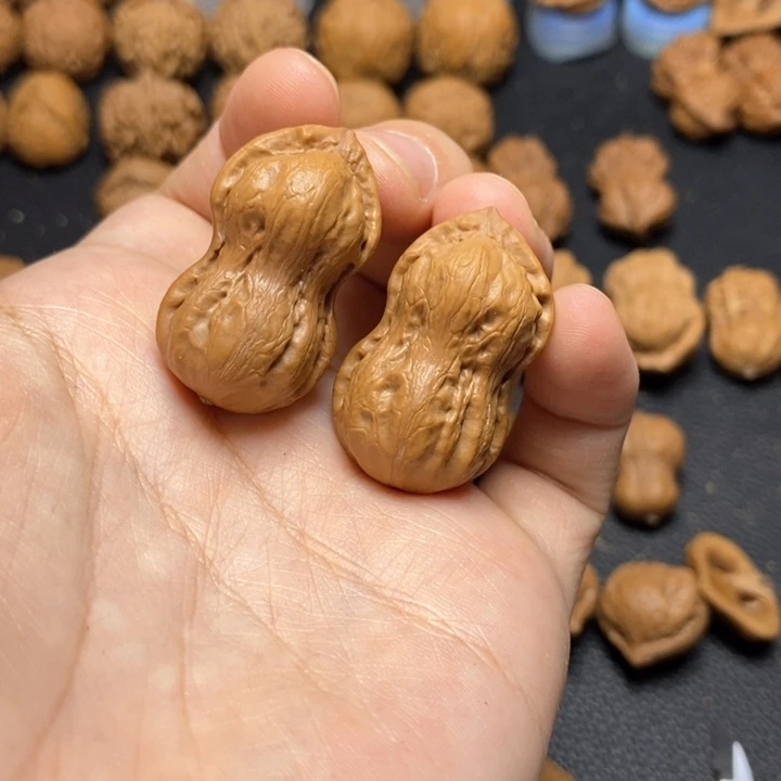 文玩核桃把件不花生