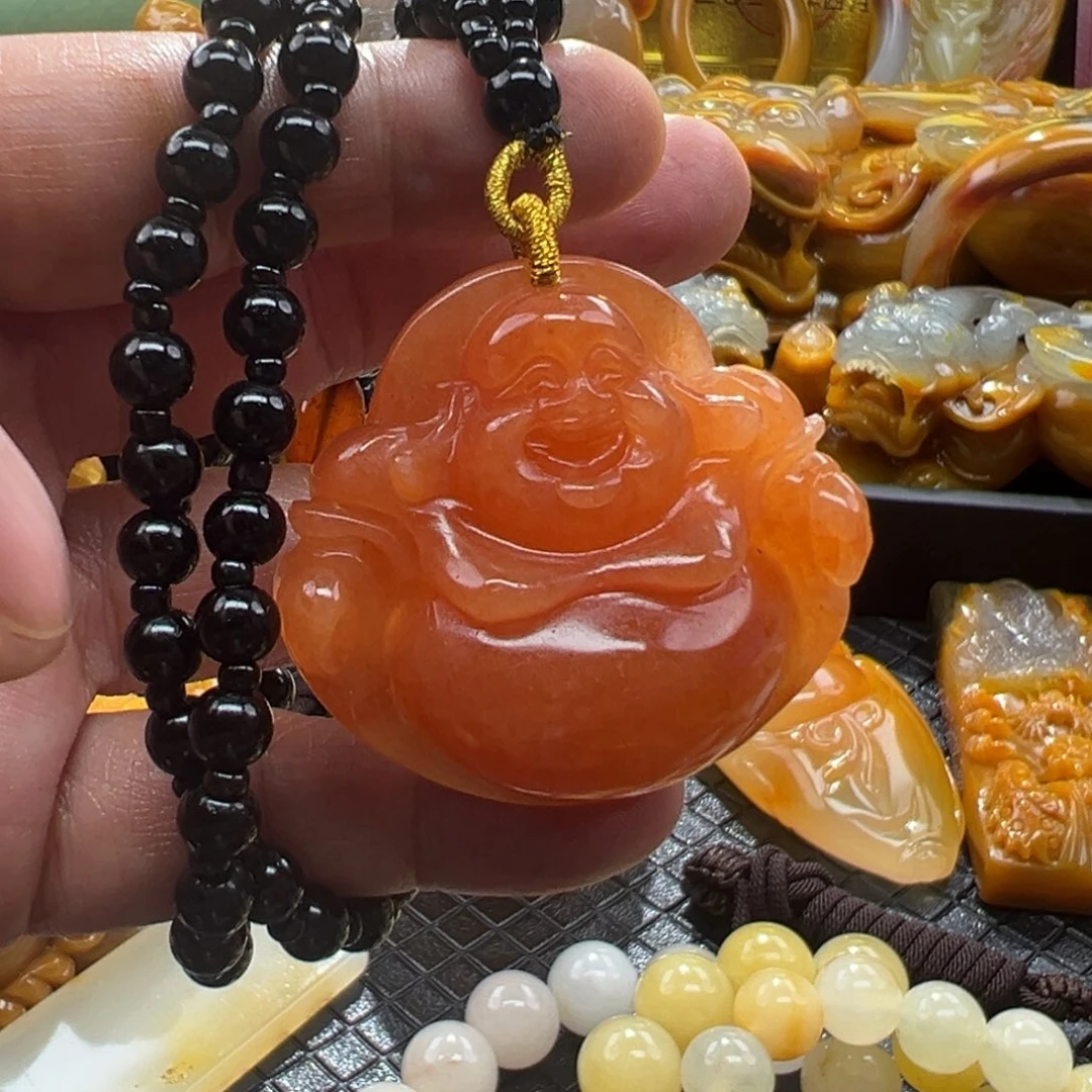 石英质玉未镶嵌颈饰