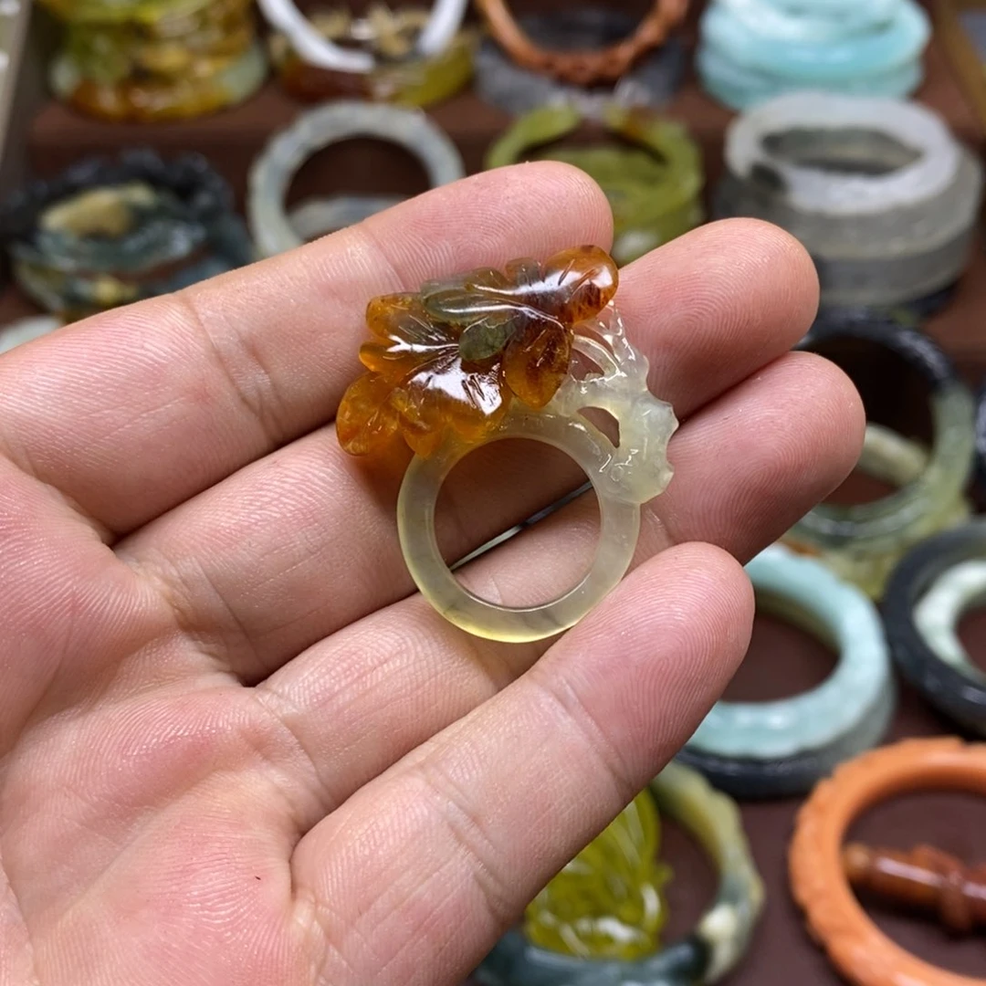 蛇纹石玉未镶嵌戒圈