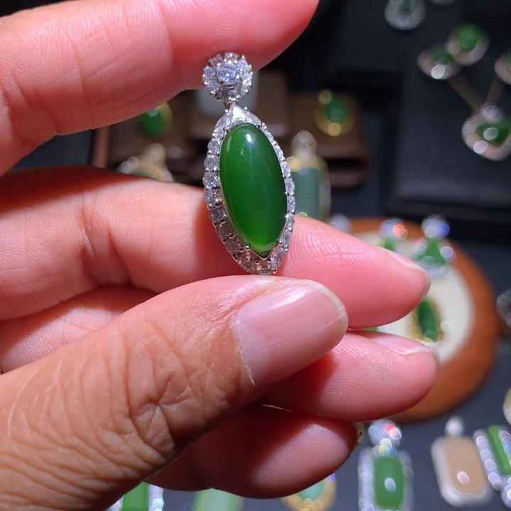 和田玉（碧玉）银S925镶嵌颈饰