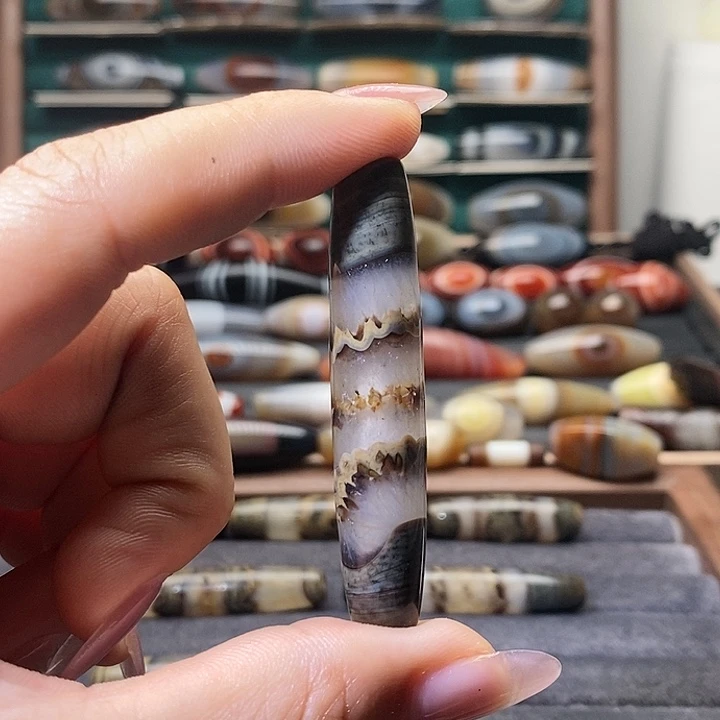 归***空玛瑙/玉髓未镶嵌吊坠(不含链)