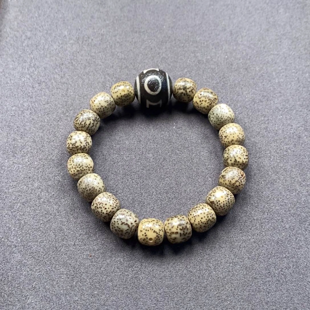 菩提把件未镶嵌星月