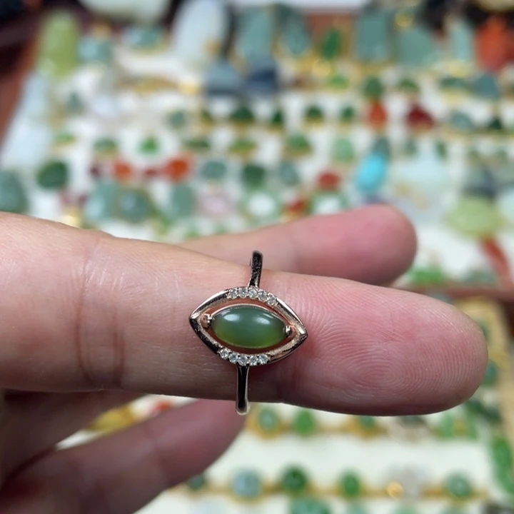 和田玉银S925镶嵌戒指