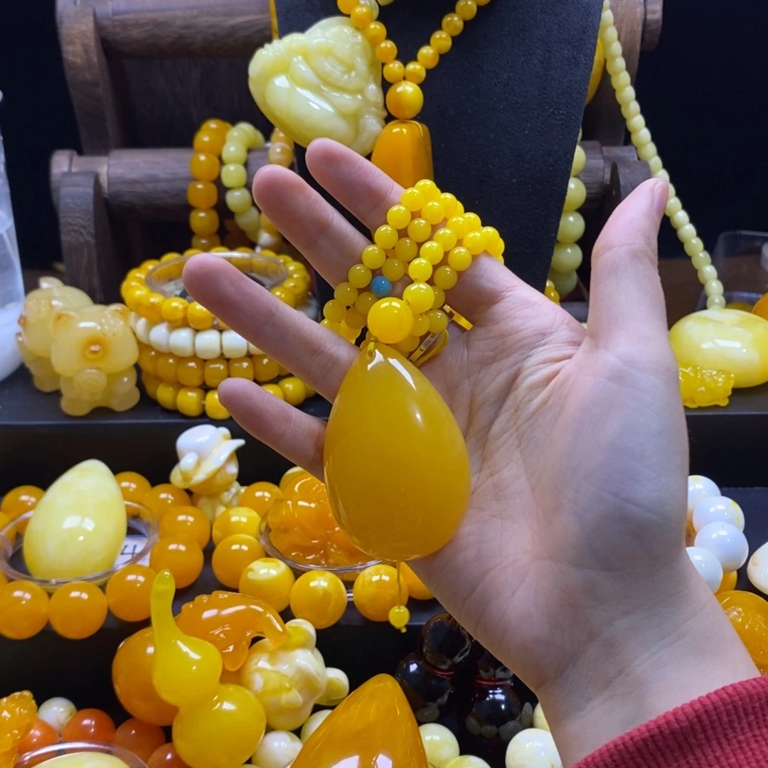 郭***非金属全品无瑕卡6链珠中号水滴