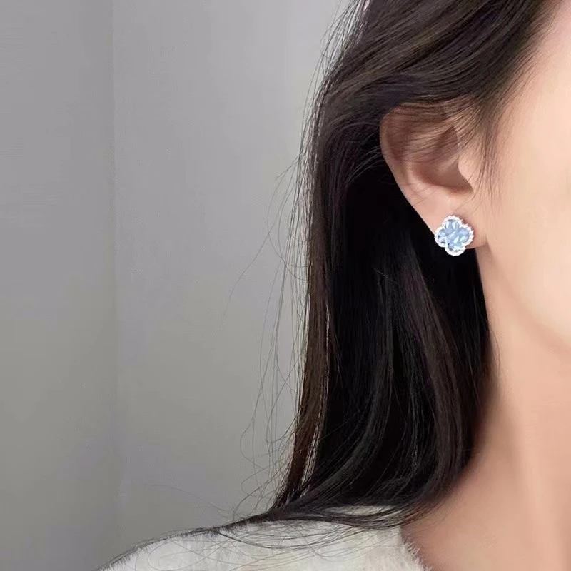 蓝色耳饰爆款四叶草水晶cutedouu耳环高级耳钉