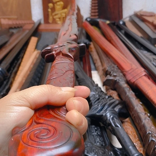 紫檀木木1米黑金古刀