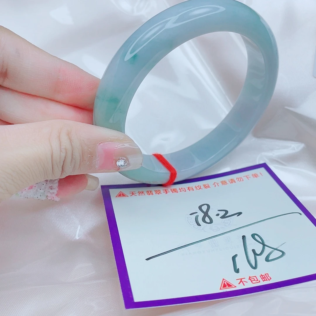 翡翠未镶嵌手镯翡翠