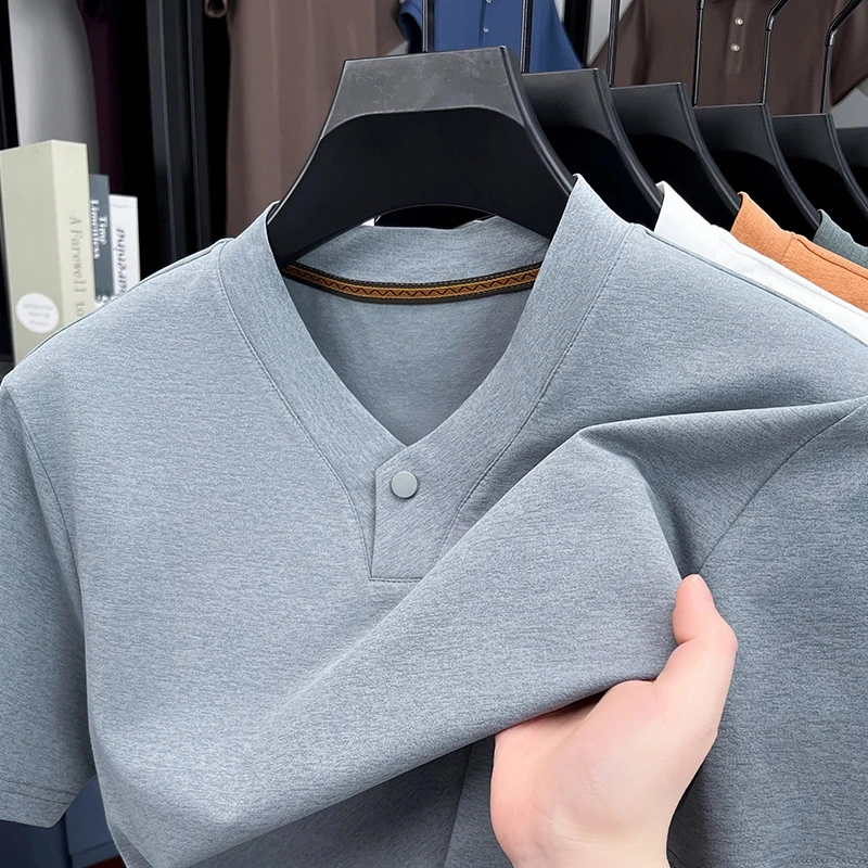 【工厂直销】2025新款男士新中式V领短袖T恤，亲肤柔软，舒适不闷汗