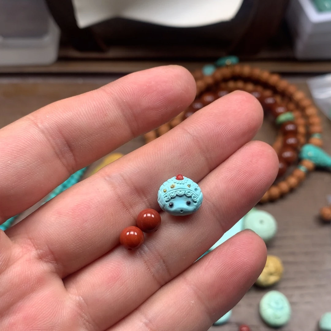 南红玛瑙未镶嵌雕刻