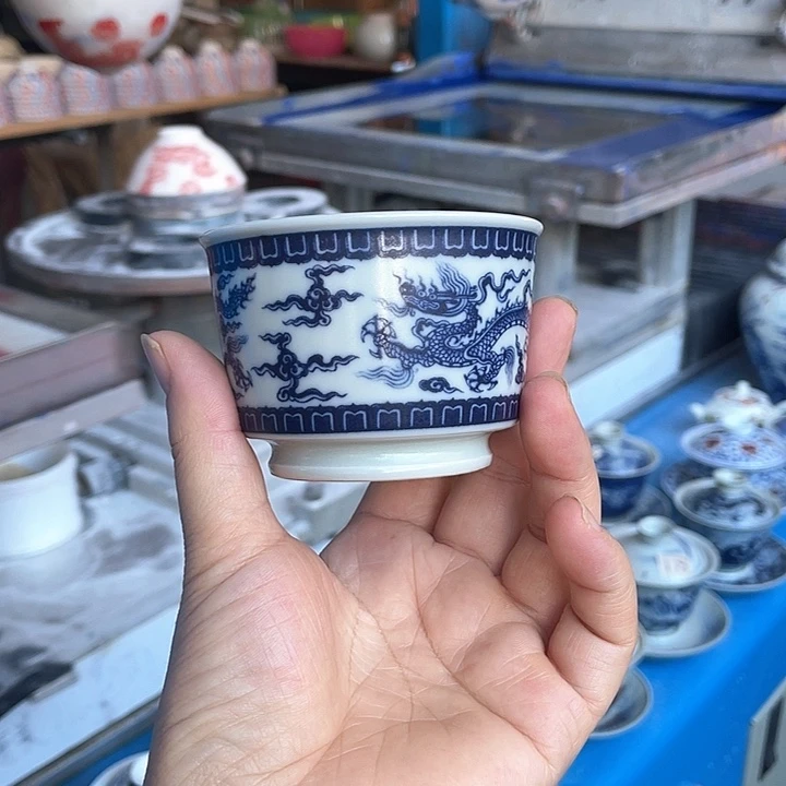 神***漫青花釉下彩杯子哈