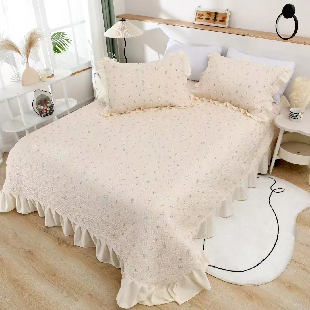【碎花小兔】A类超柔棉花边床盖