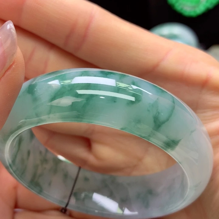 【闪购商品】翡翠手镯未镶嵌天然翡翠手镯