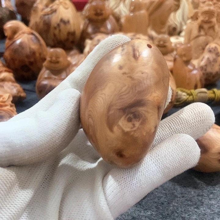 柏木（崖柏）留疤随行