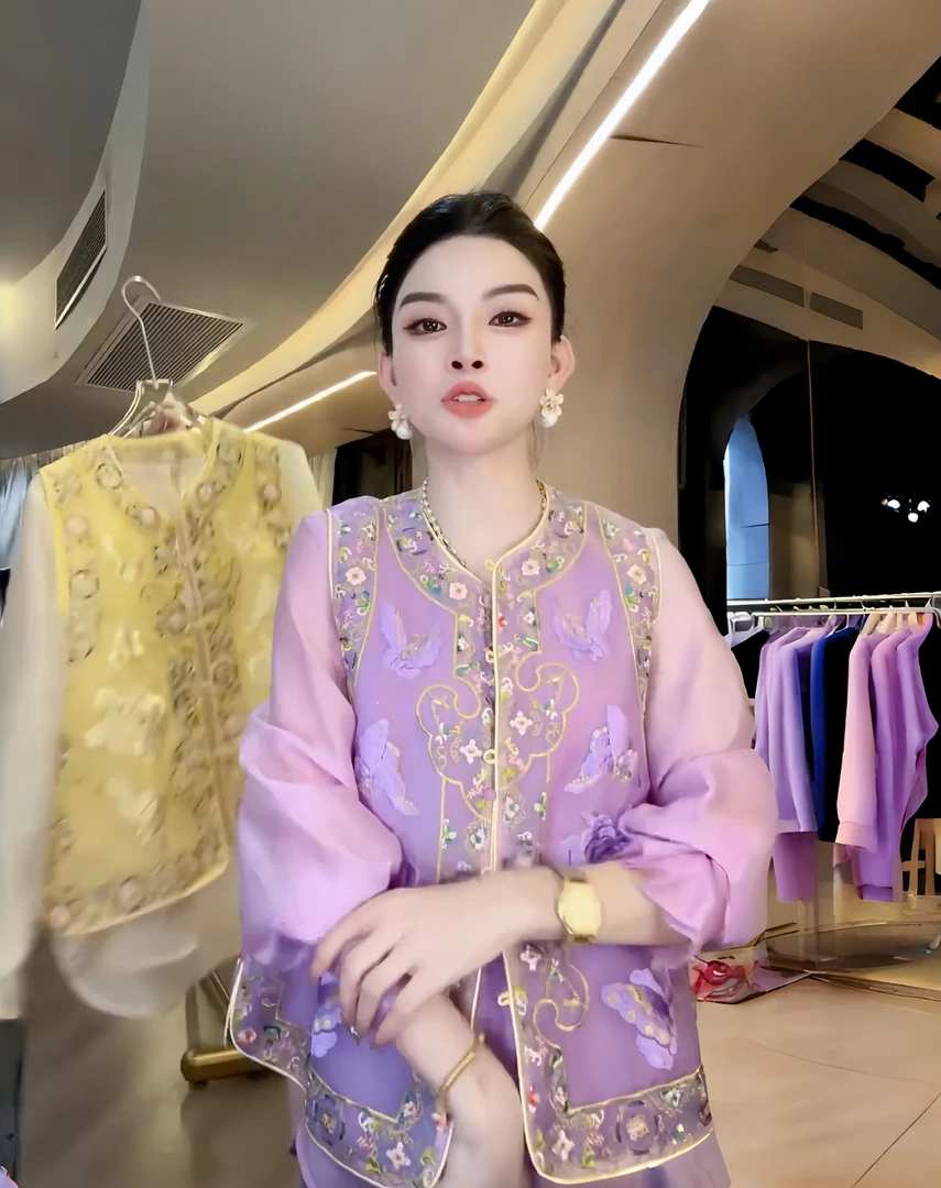 国风提花刺绣马甲气质时尚新中式牡丹刺绣重工刺绣百搭夏季马夹女