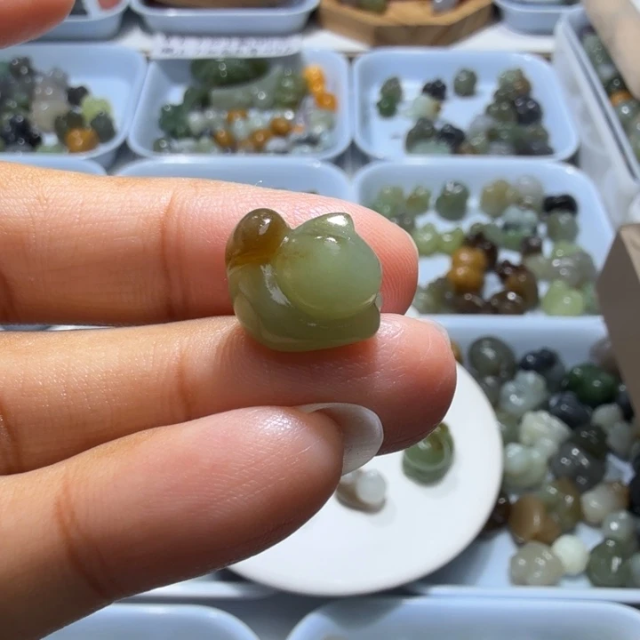 果***u未镶嵌和田玉珠宝半成品